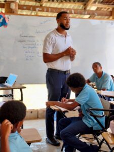school children classroom learning in nicaragua