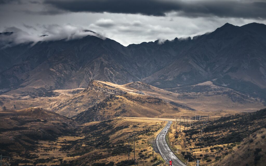 New Zealand landscape mountains